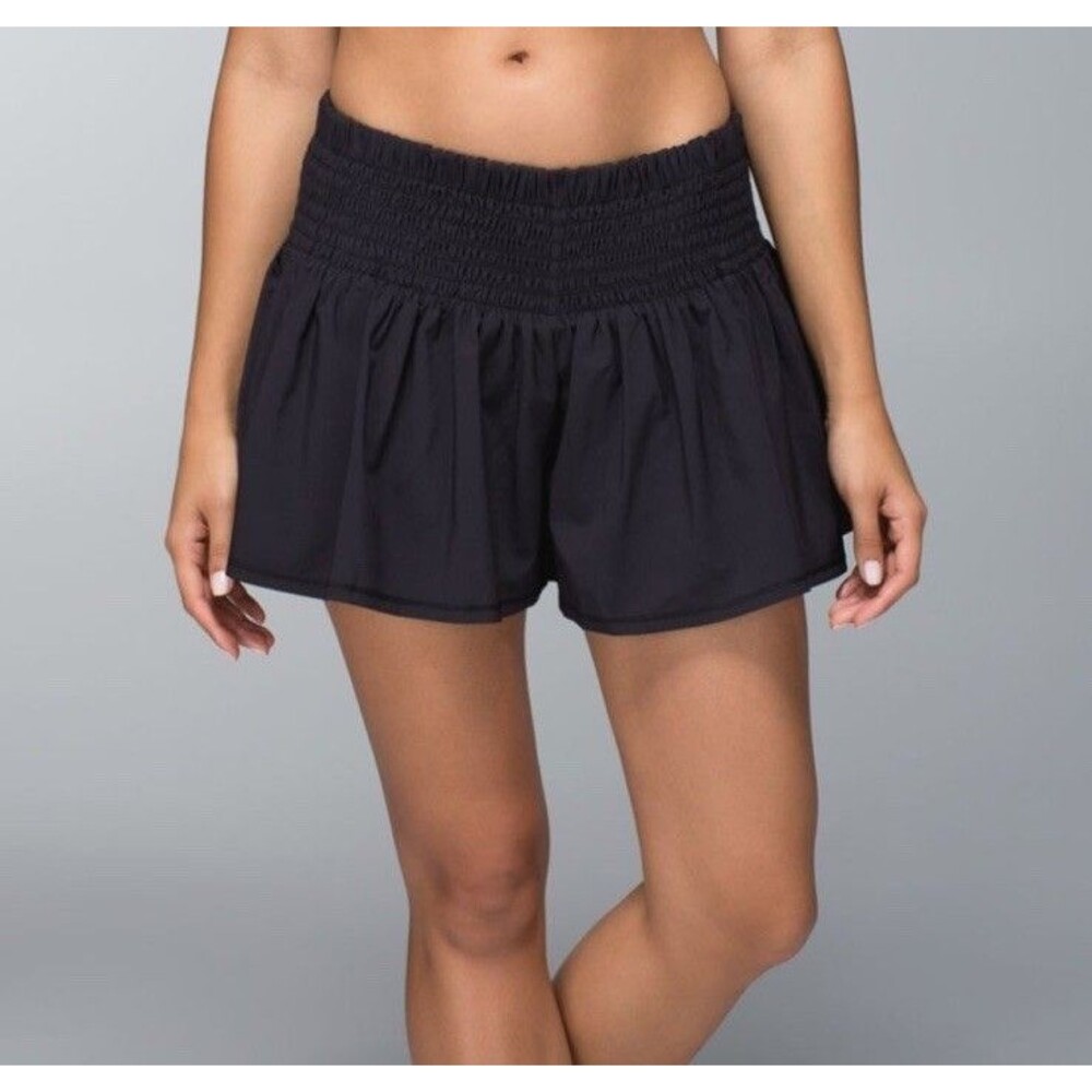 Lululemon Hot Hitter Skort Womens 4 Black High Rise Smocked Lined Wide Waistband